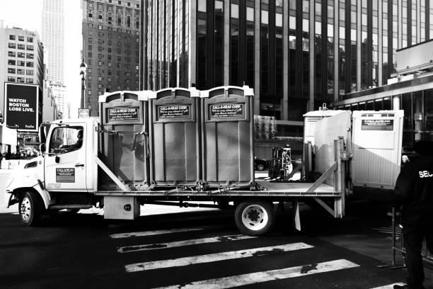 Portable Toilet Options We Offer in La Plata, MO